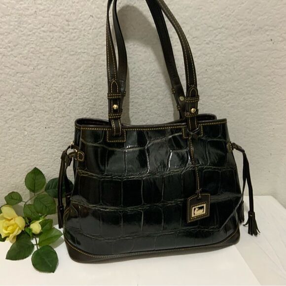 Vntg Dooney & Bourke Croc Embossed Brown Leather Purse Shoulder Bag Bucket Hobo - Picture 3 of 16